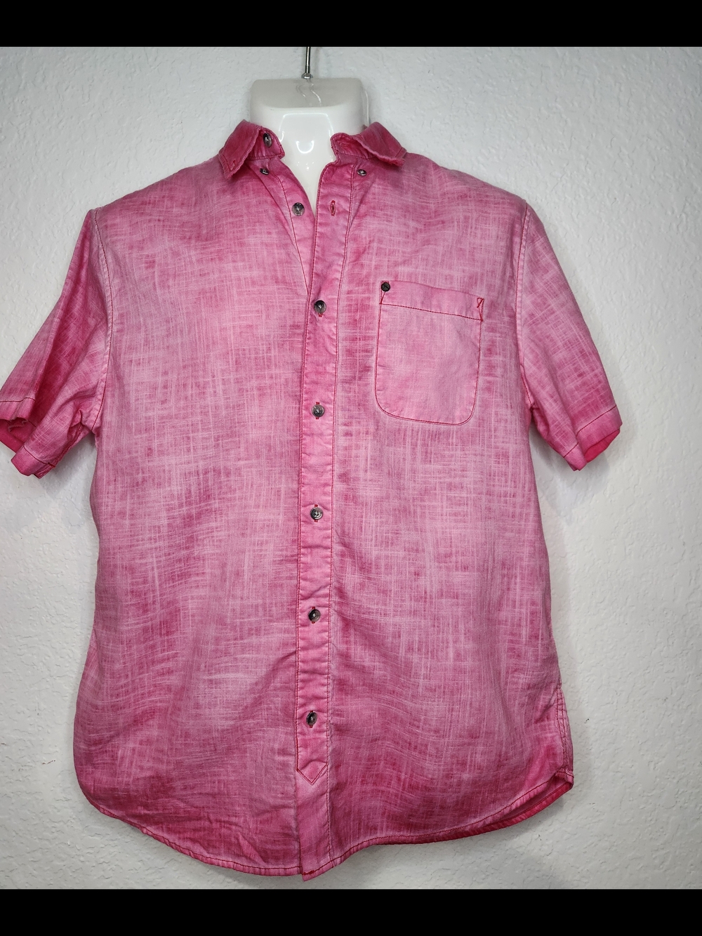 Madison Supply Men's Short-Sleeve Washed Pink Button-Up Shirt